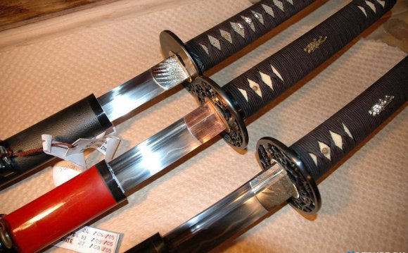 Японские мечи (30+ фото)